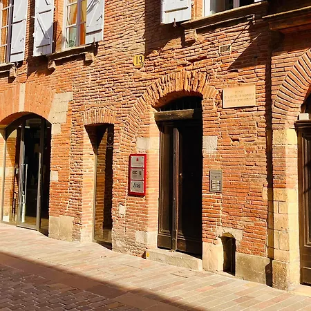 Apart Otel La Tour Croix Baragnon 3*