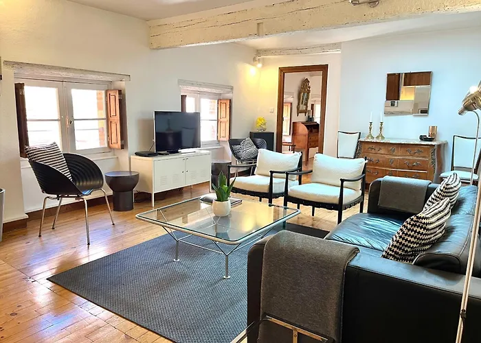 La Tour Croix Baragnon アパートホテル 3*