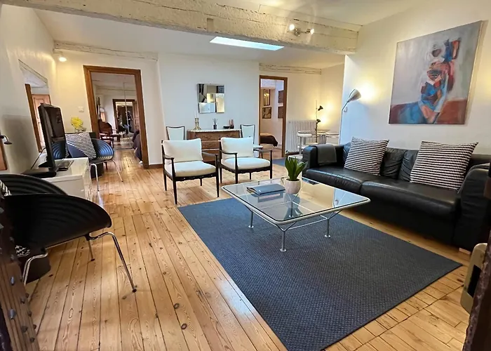 Apart Otel La Tour Croix Baragnon